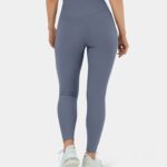 aktív ruházat Halara varrat nélküli flow magas derekú bordás kötött 7/8 leggings éjszakai árnyékoló kék nők 8FPF801511