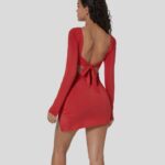 ruházat Halara dörzsölt hát nélküli nyakkendő hátra osztott szegéllyel bodycon mini alkalmi ruha haute red nők 8FPF801058